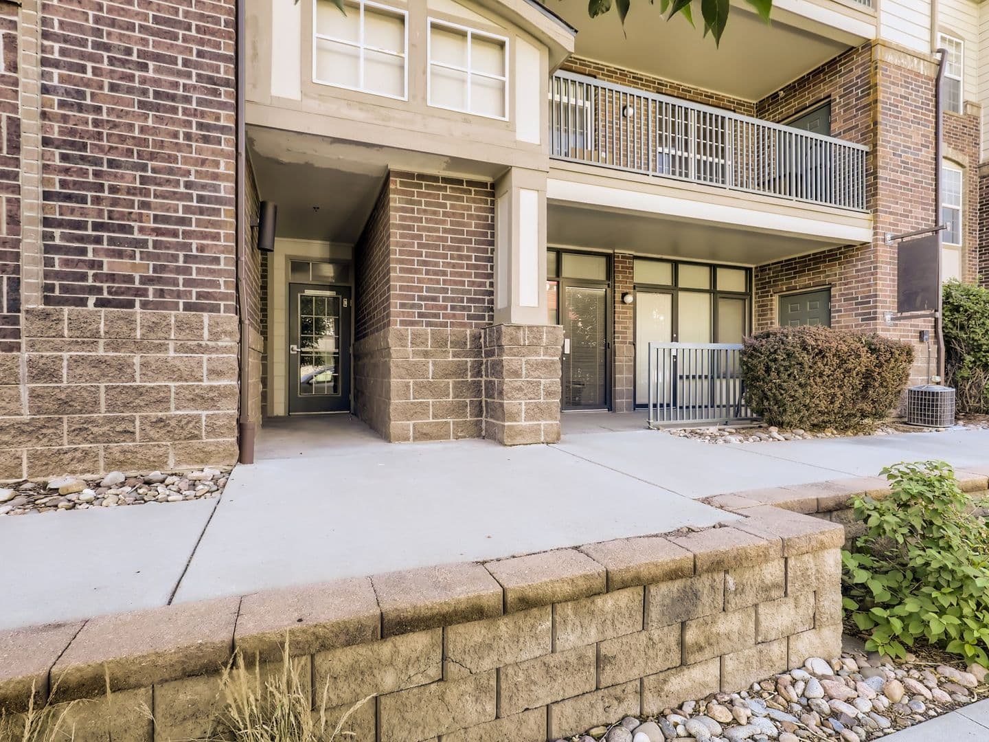 Aurora House: 3872 S. Dallas St Unit #7-303