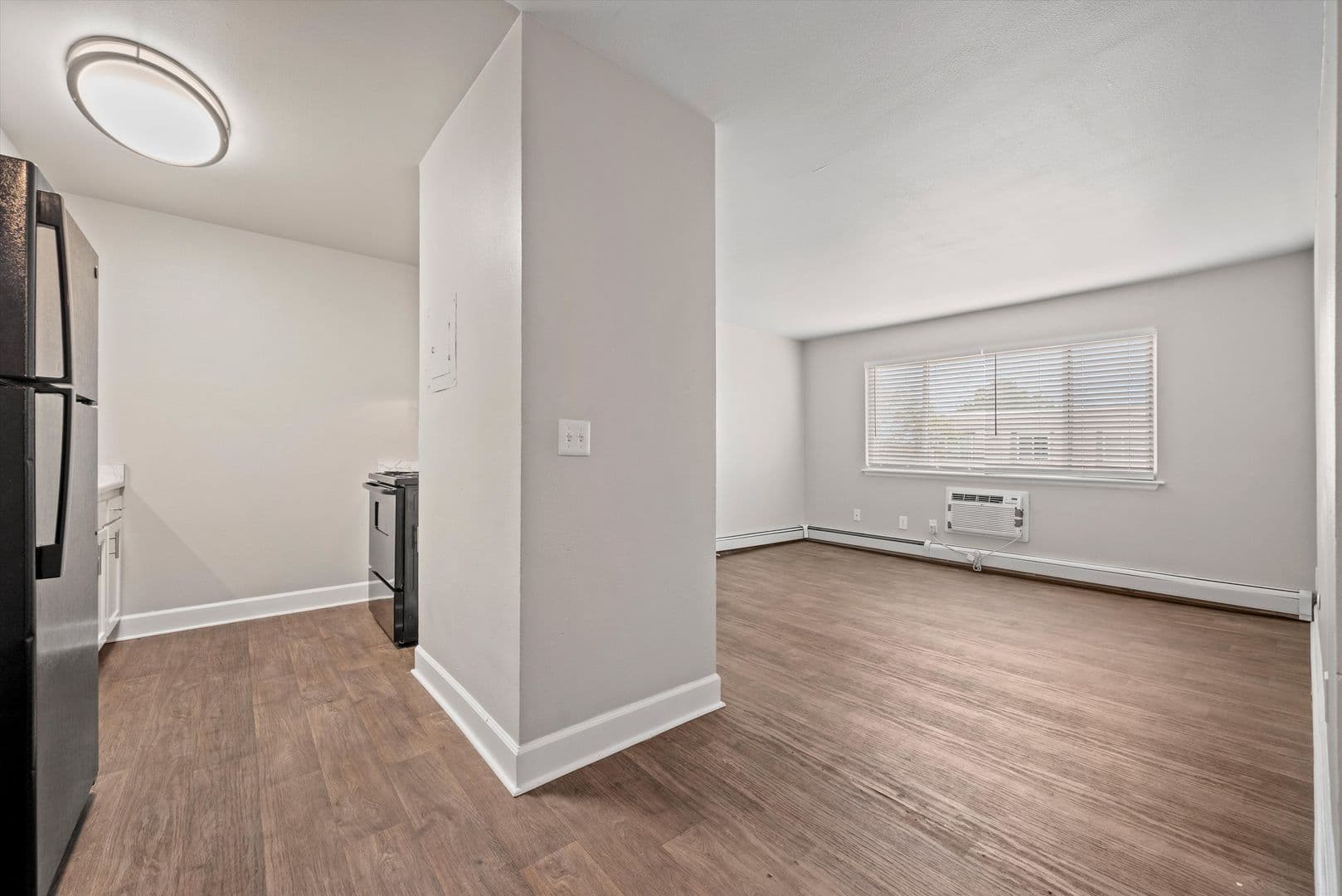 Aurora Apartment: 16300 E. 17th Pl