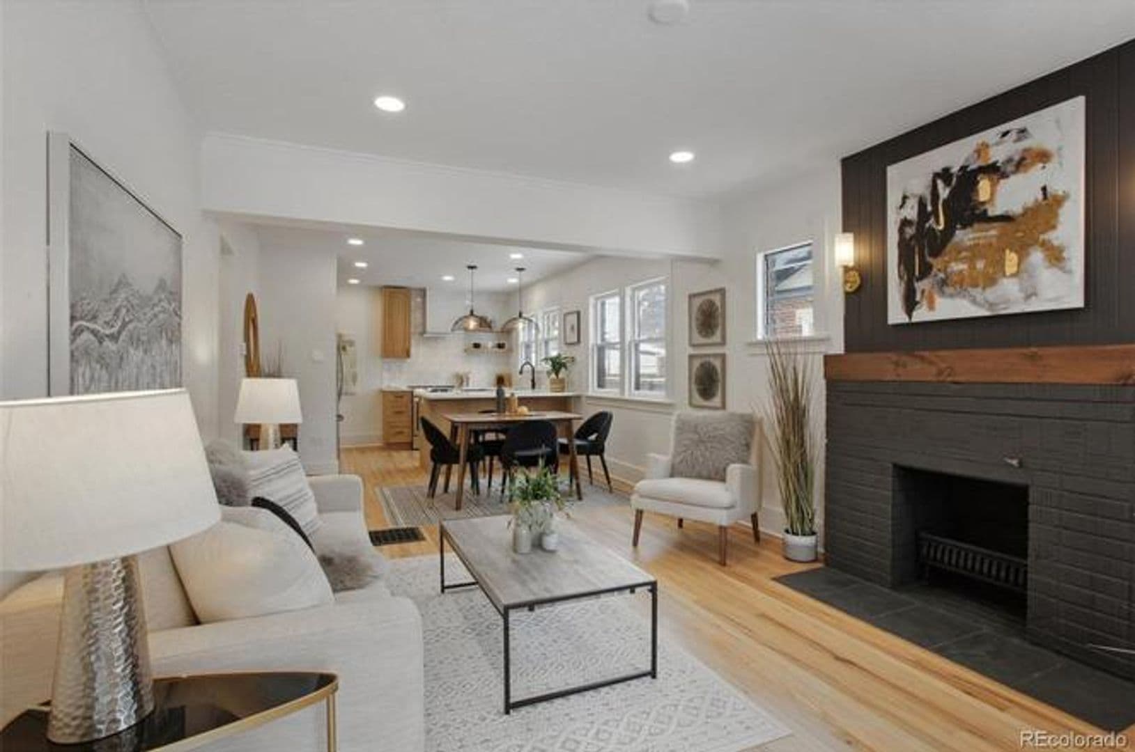 Denver House: 2136 S Lincoln St