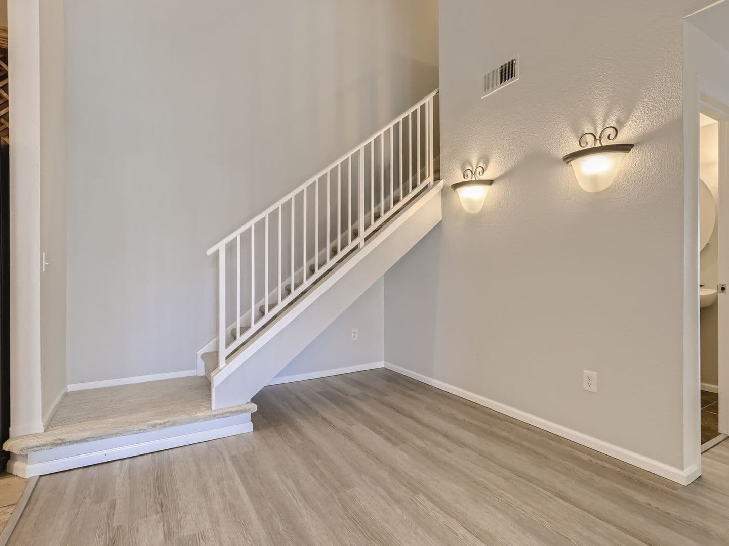Aurora House: 3872 S. Dallas St Unit #7-303