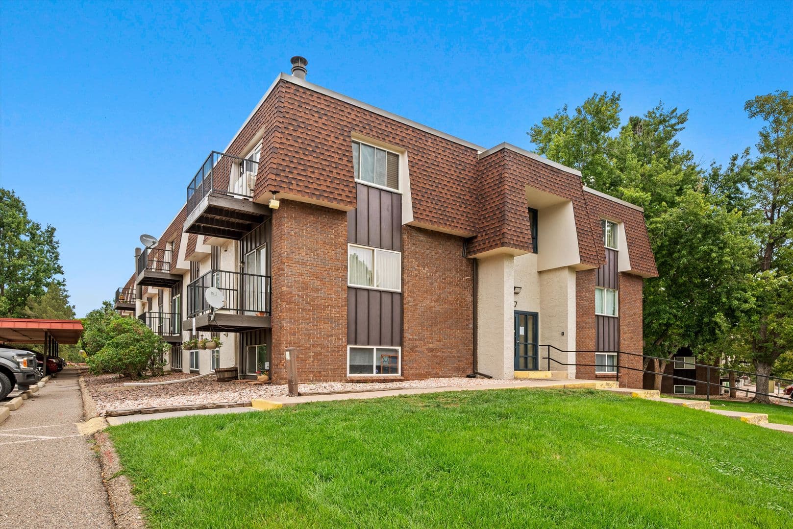 Denver Condo: 7755 E Quincy Avenue #A7-103