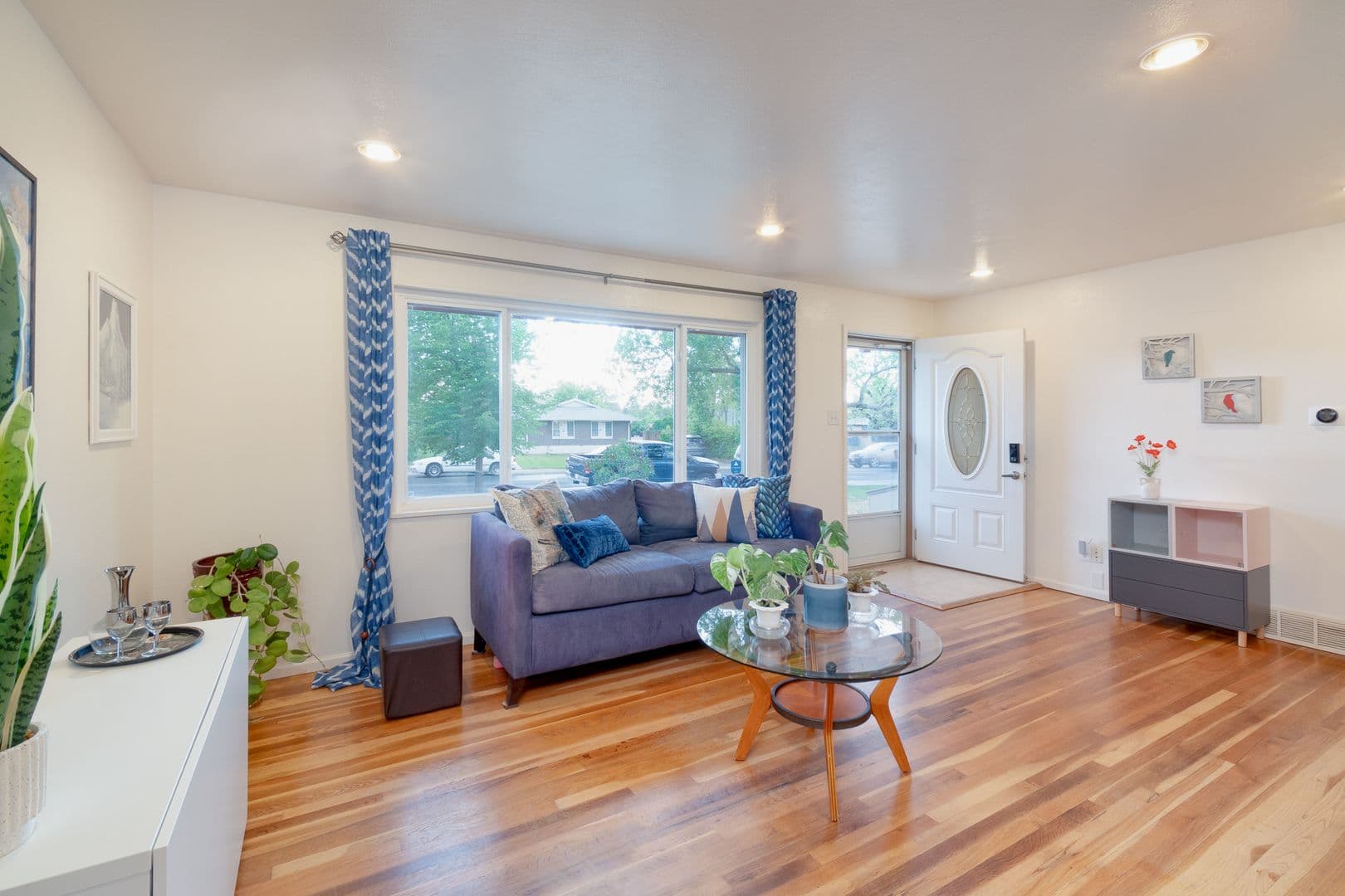 Aurora House: 246 Lansing St
