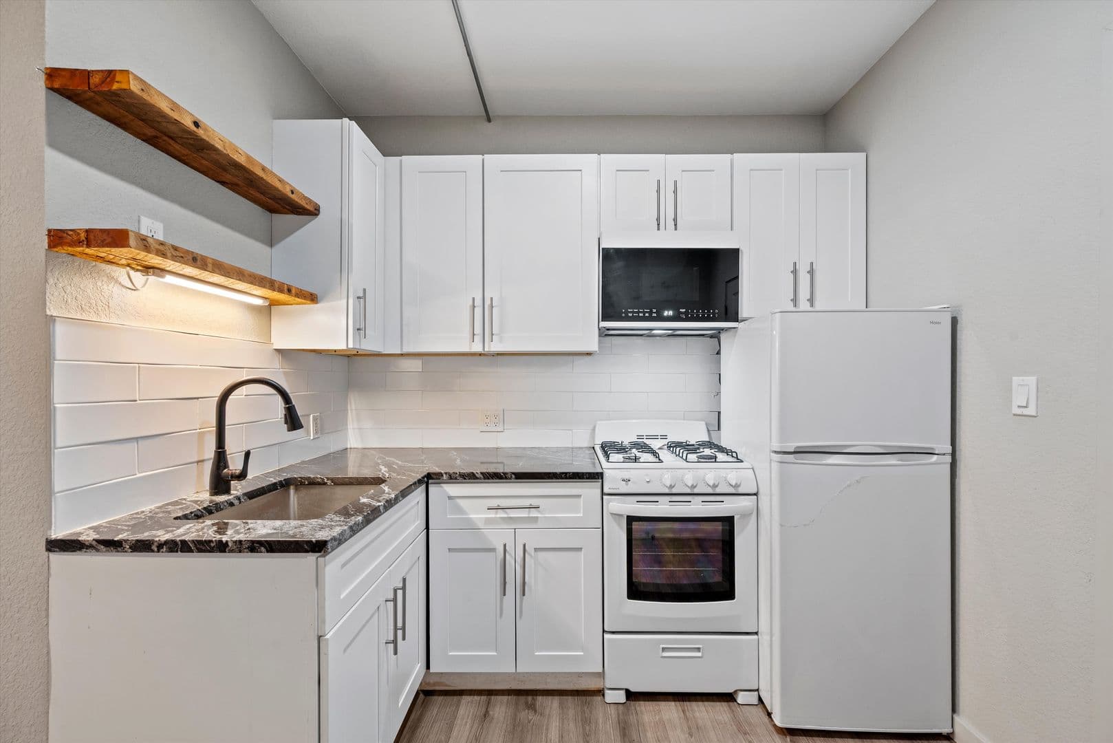Denver Apartment: 1272 N Pennsylvania Street