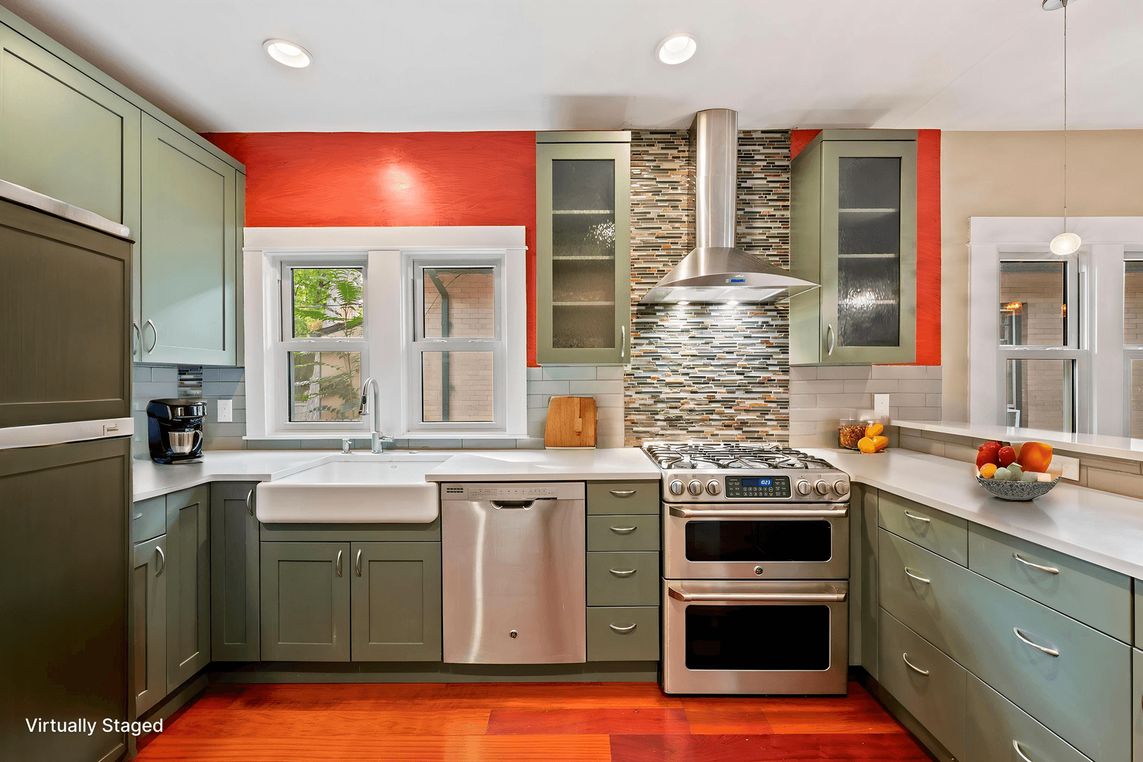 Denver House: 386 S Franklin St