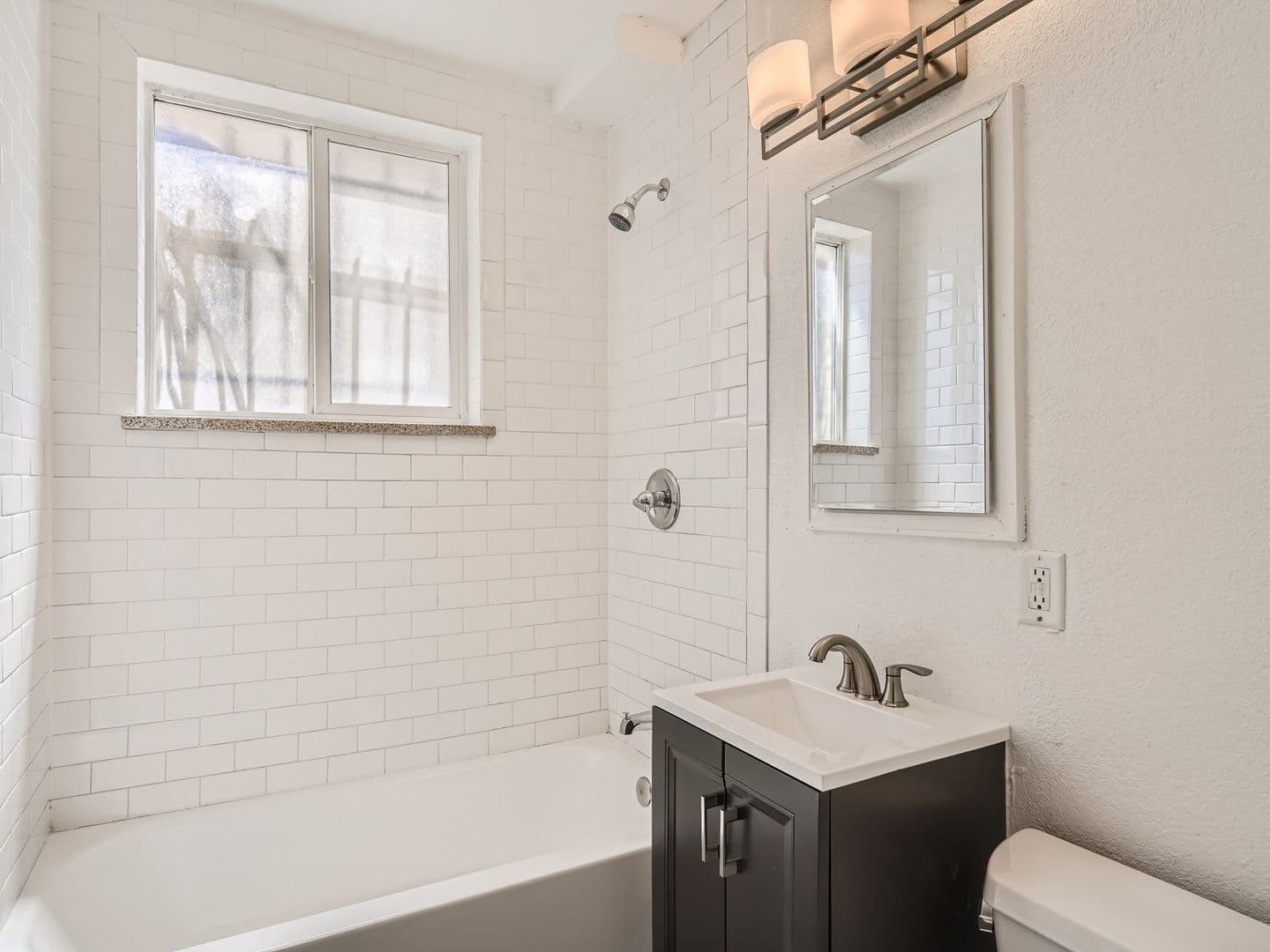 Aurora Apartment: 1738 Boston Street