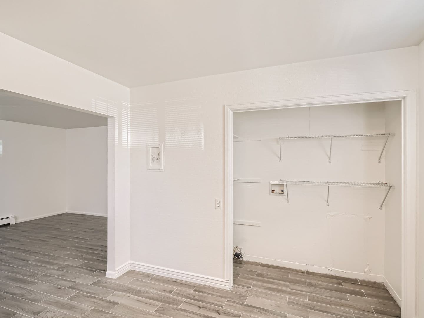 Aurora Apartment: 1738 Boston Street