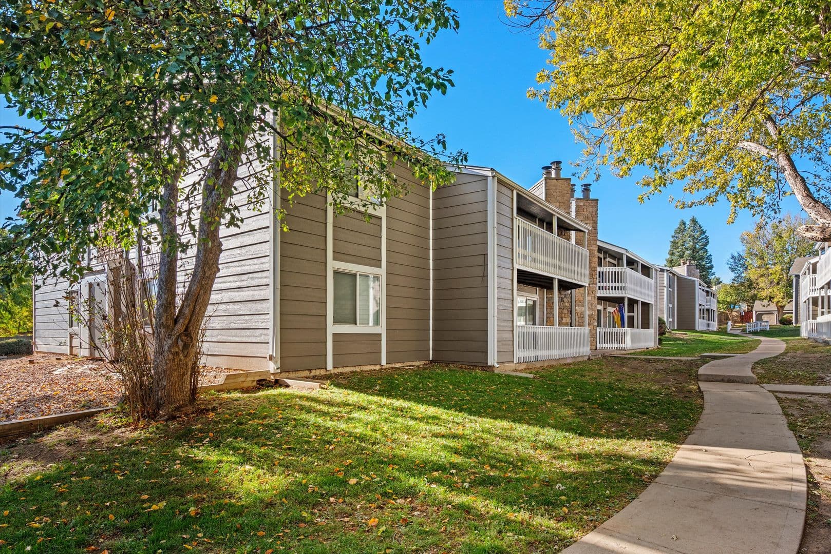 Aurora Condo: 18051 E. Kentucky Ave. #202