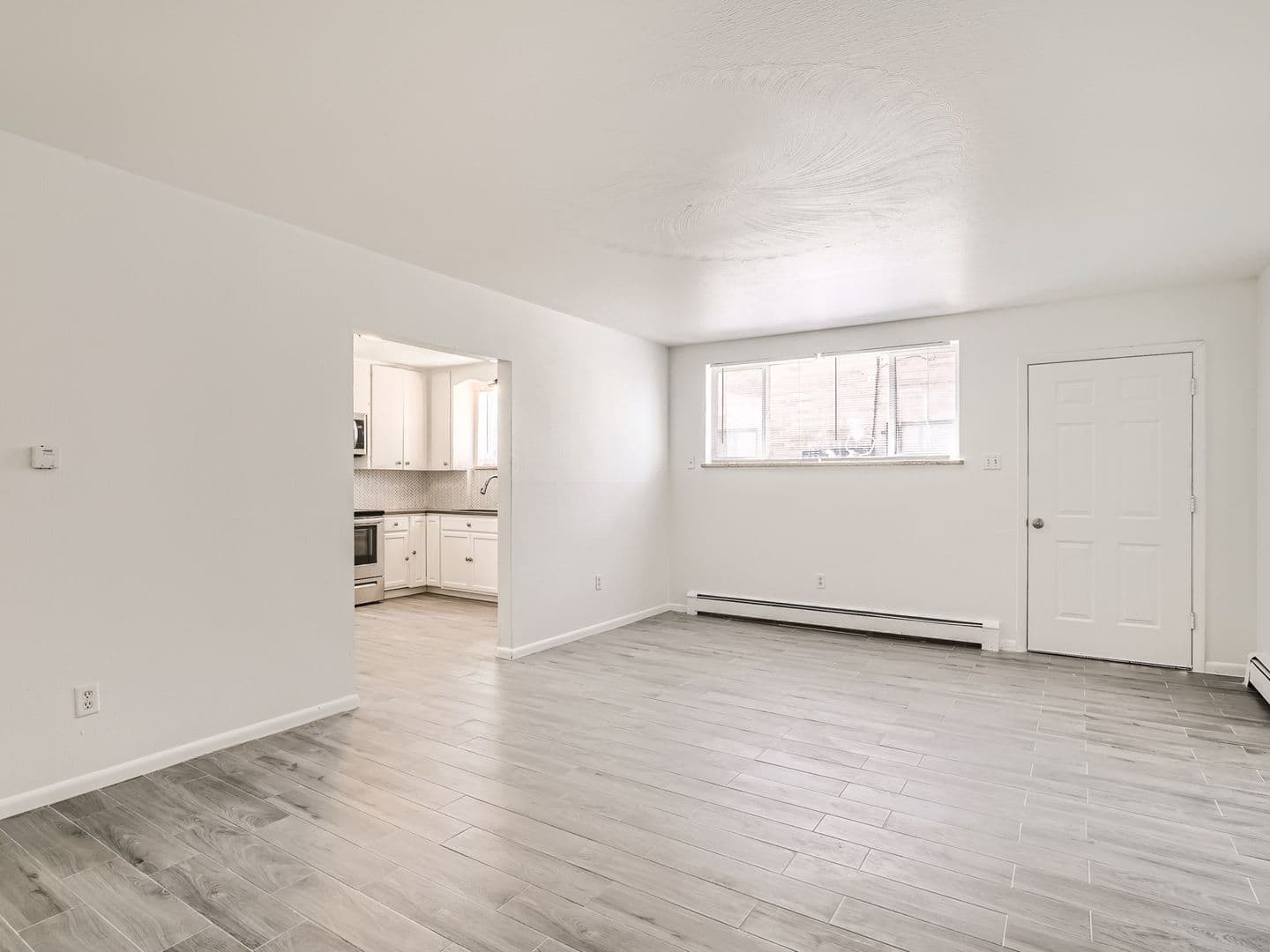 Aurora Apartment: 1738 Boston Street