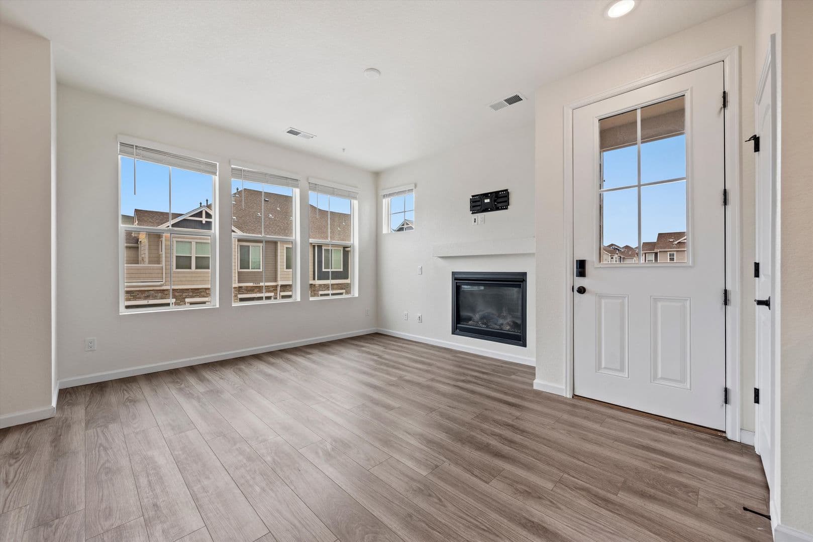 Aurora House: 23709 E. Ida Drive