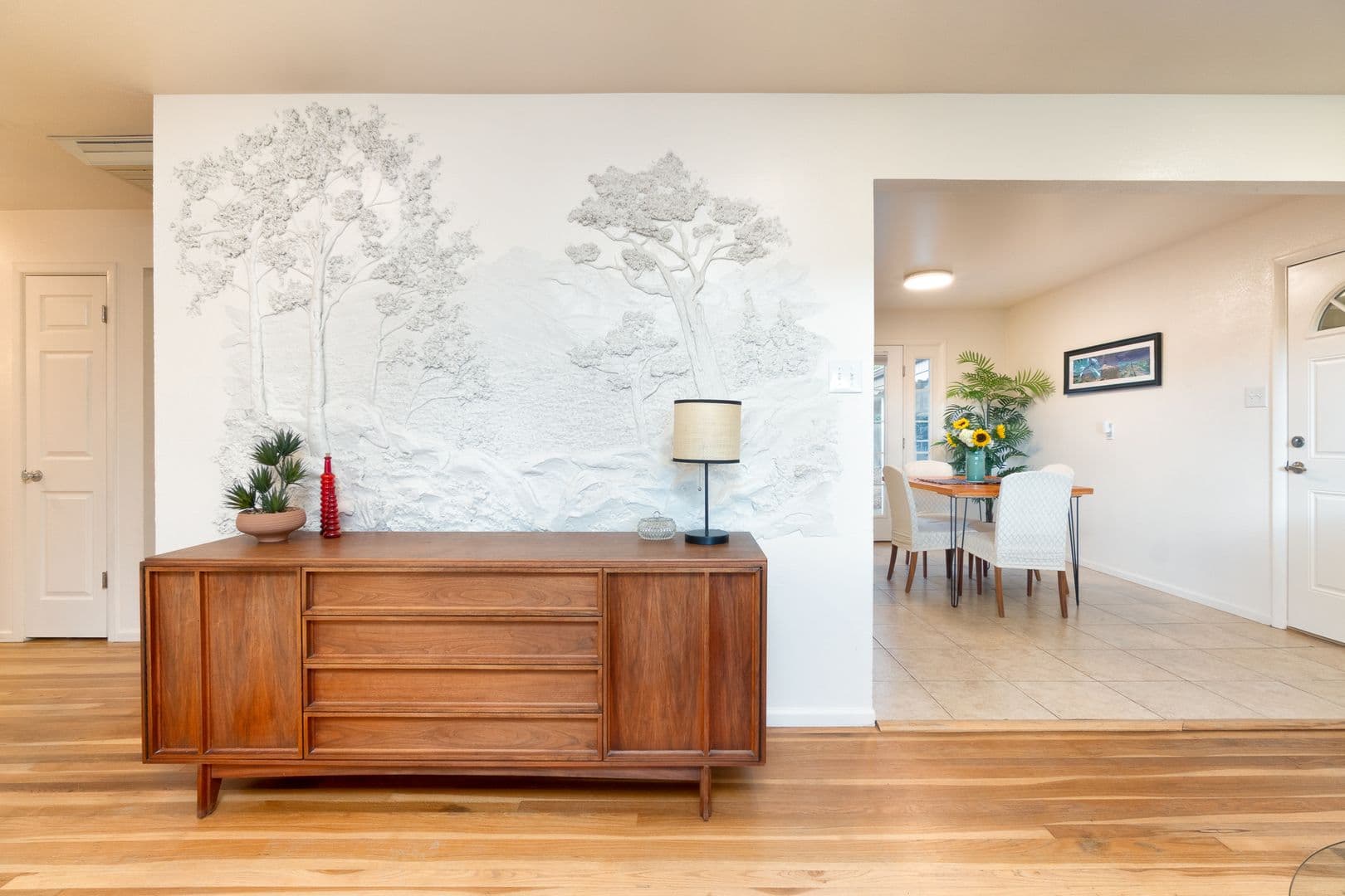 Aurora House: 246 Lansing St