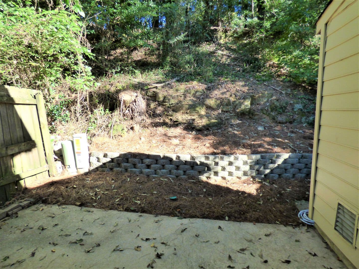 Birmingham House: 2948 Riverwood Terrace