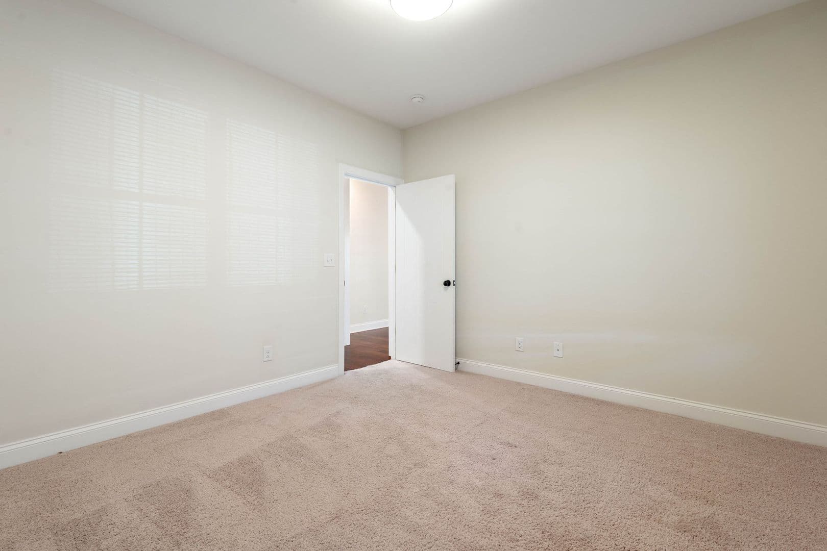 Trussville House: 6555 Spring St.