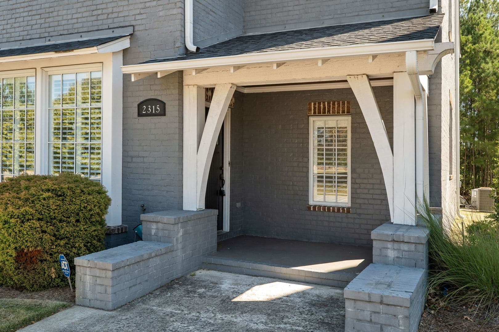 Hoover House: 2315 Village Center St.