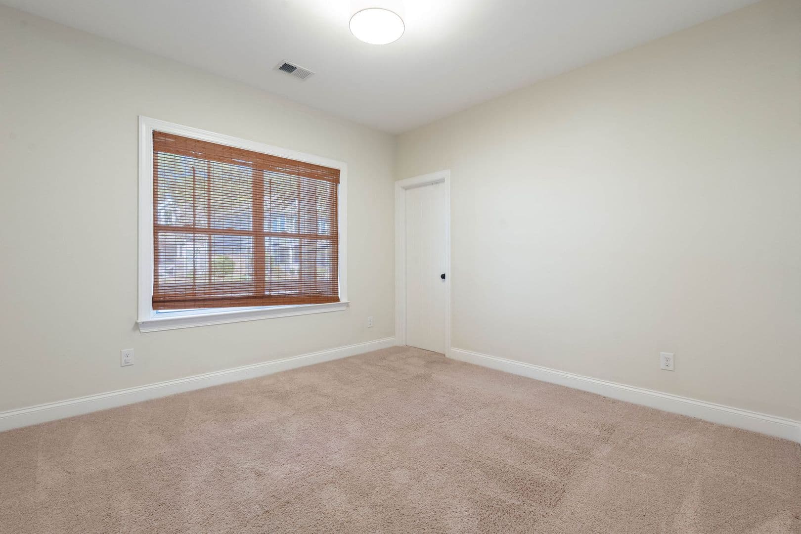 Trussville House: 6555 Spring St.