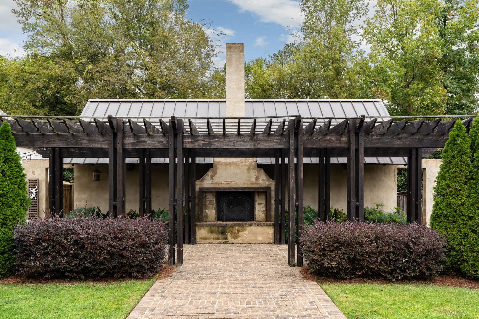 Trussville House: 6555 Spring St.