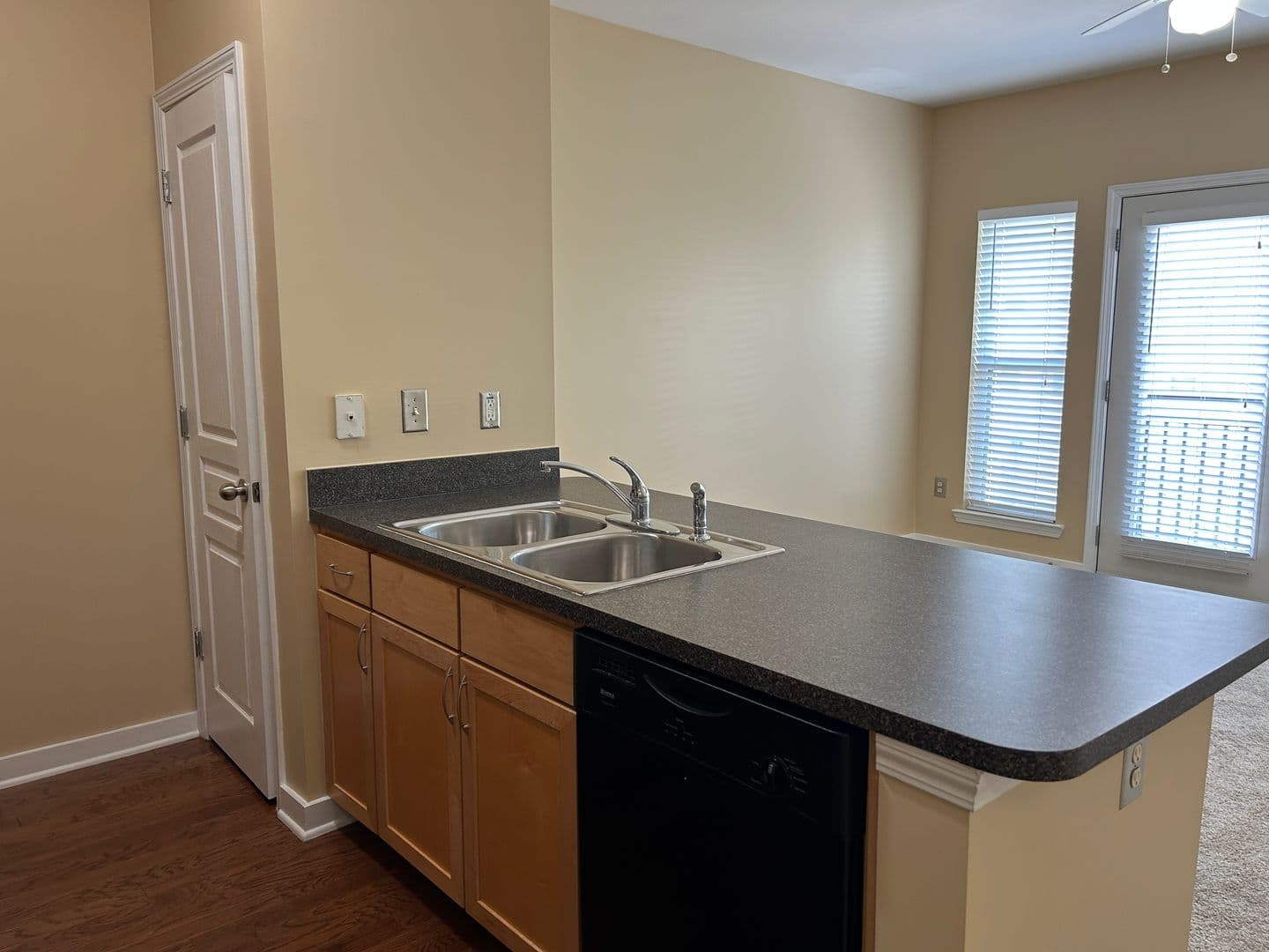 Birmingham House: 2020 5th Ave S. unit 438