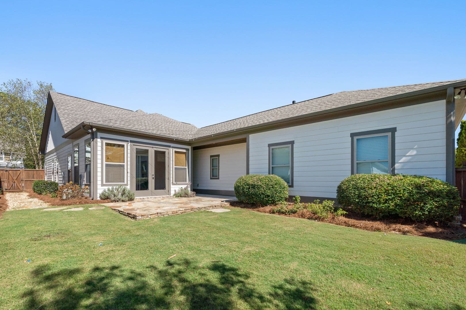Trussville House: 6555 Spring St.
