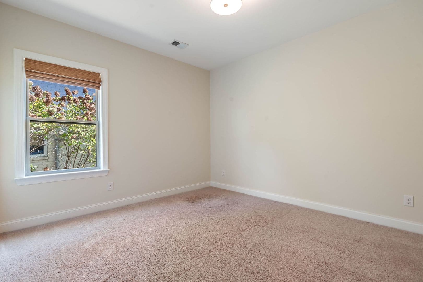 Trussville House: 6555 Spring St.