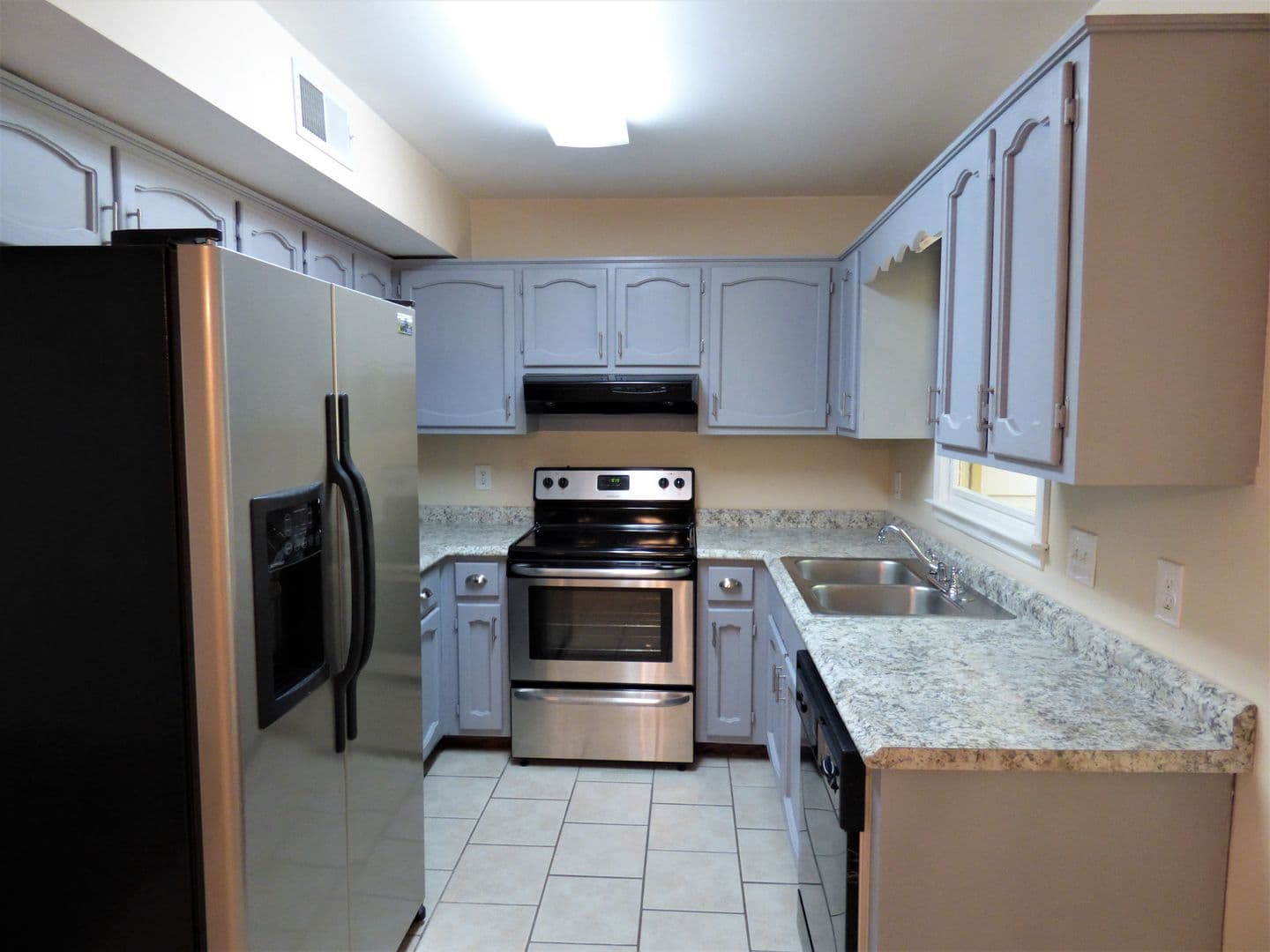 Birmingham House: 2948 Riverwood Terrace