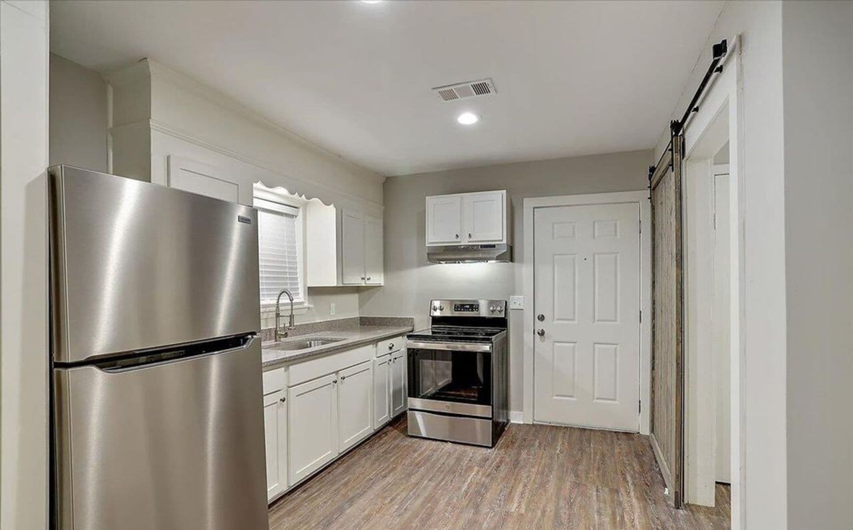 Flowood Apartment: 3538 Third Street
