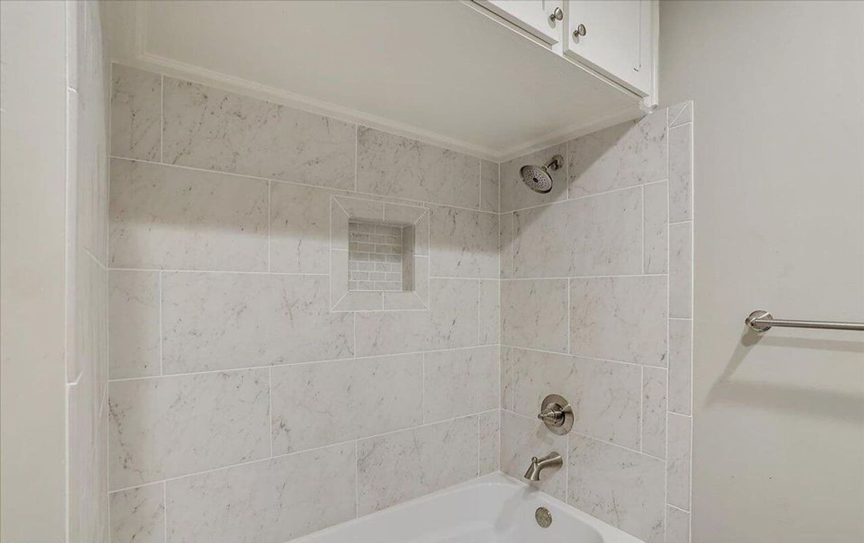 Flowood Apartment: 3538 Third Street