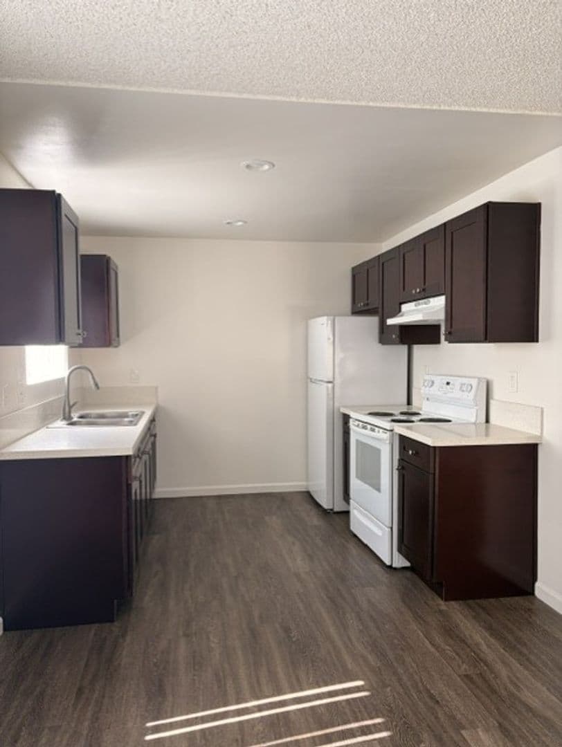 Chula Vista Apartment: 307 Orange Ave