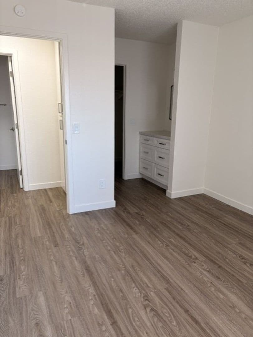 Chula Vista Apartment: 307 Orange Ave