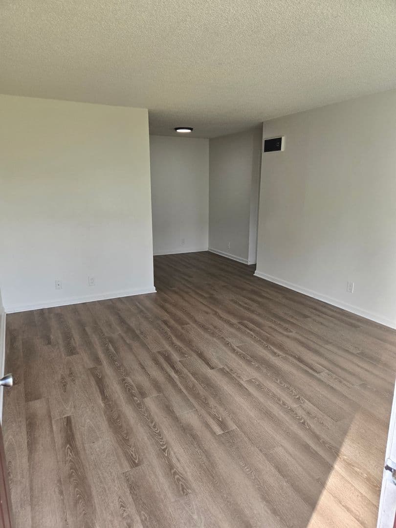 Chula Vista Apartment: 1255-71 Broadway