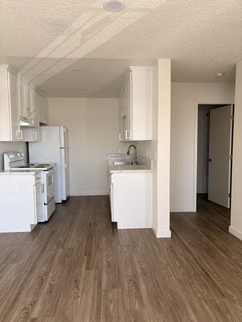 Chula Vista Apartment: 307 Orange Ave