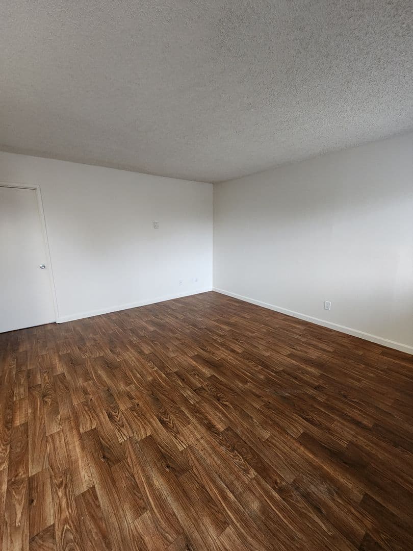 San Ysidro Apartment: 3854-62 Beyer Blvd