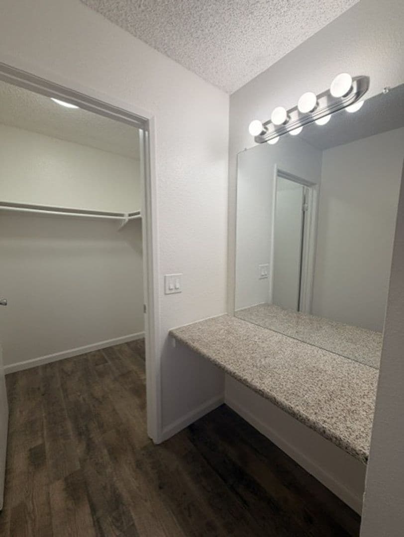 Chula Vista Apartment: 307 Orange Ave