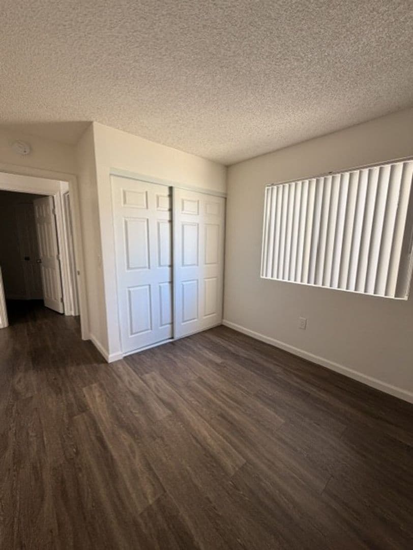 Chula Vista Apartment: 307 Orange Ave