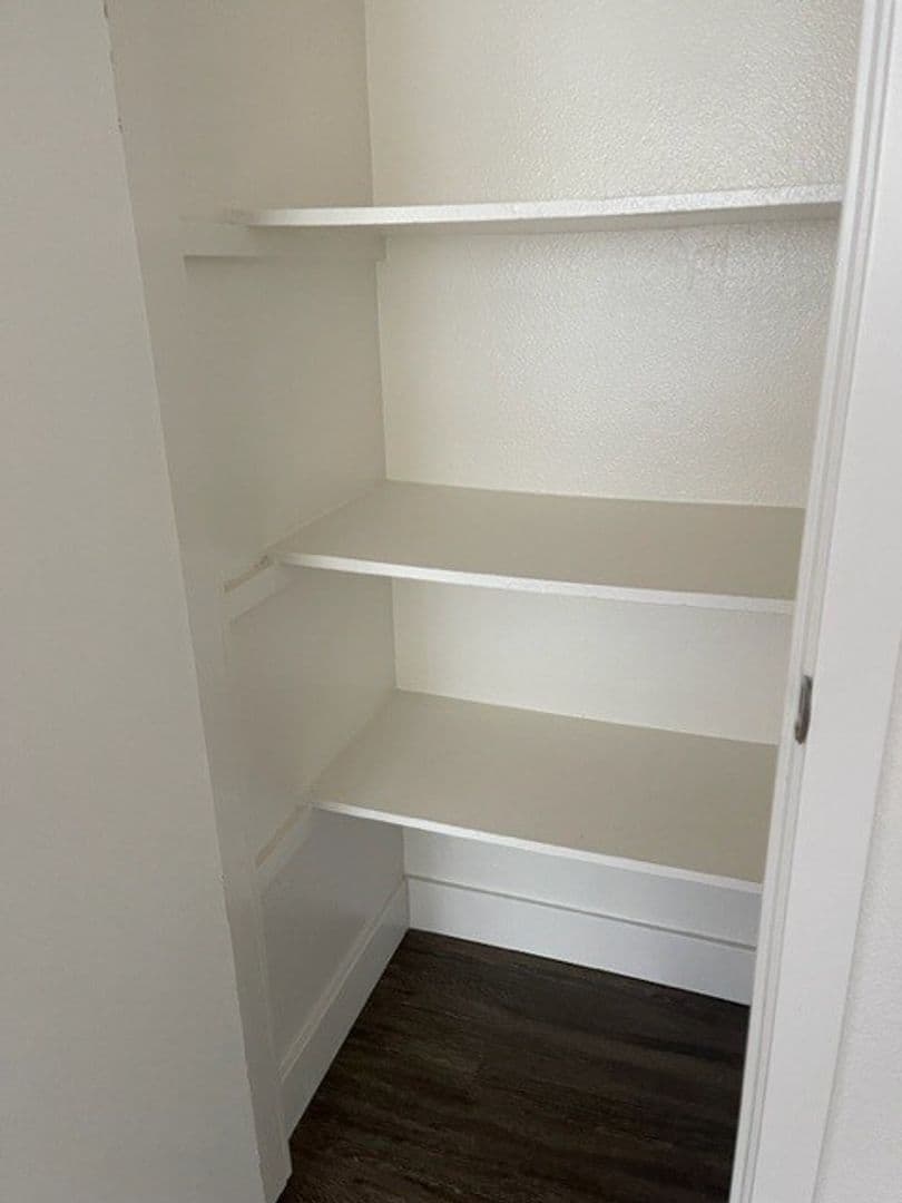Vista Apartment: 500-510 Townsite Dr