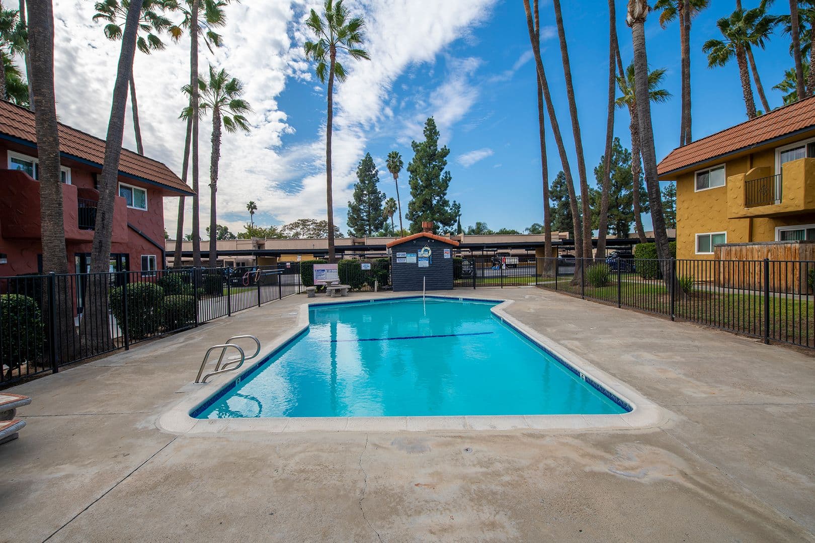 Escondido Apartment: 400 408 E Mission Ave