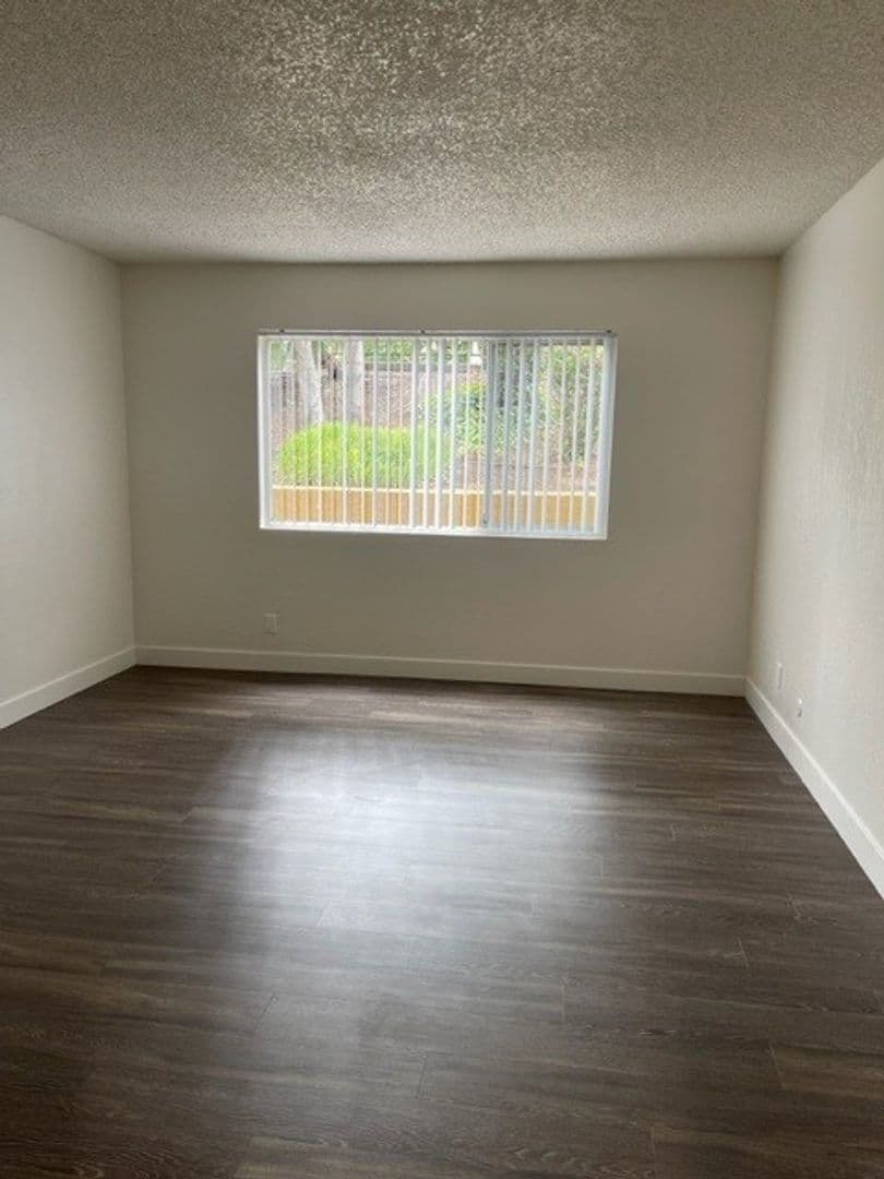Vista Apartment: 500-510 Townsite Dr