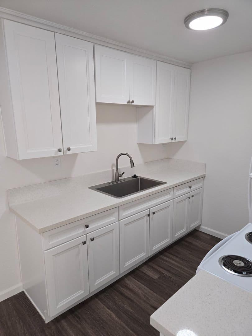 Chula Vista Apartment: 1255-71 Broadway