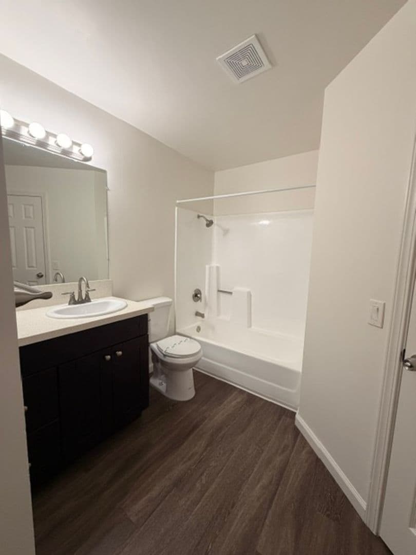 Chula Vista Apartment: 307 Orange Ave