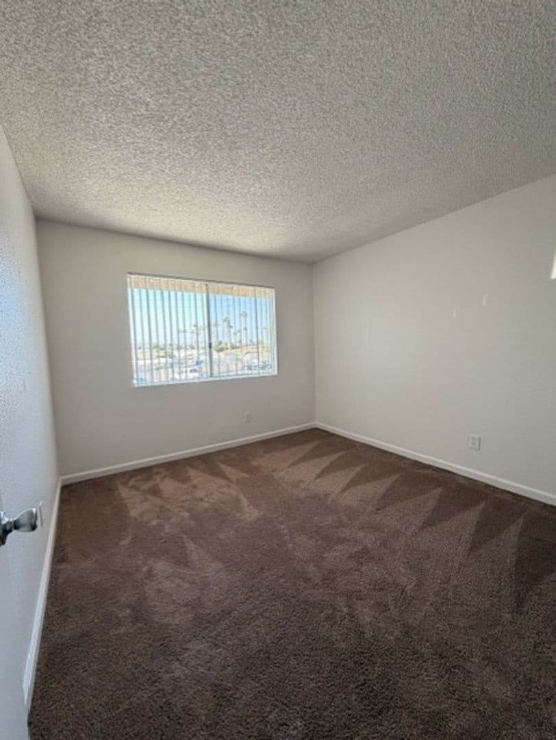 Chula Vista Apartment: 307 Orange Ave