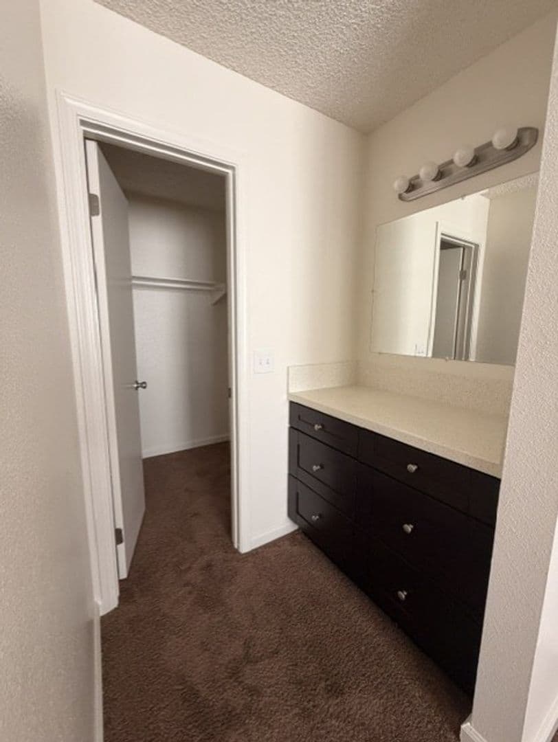 Chula Vista Apartment: 307 Orange Ave