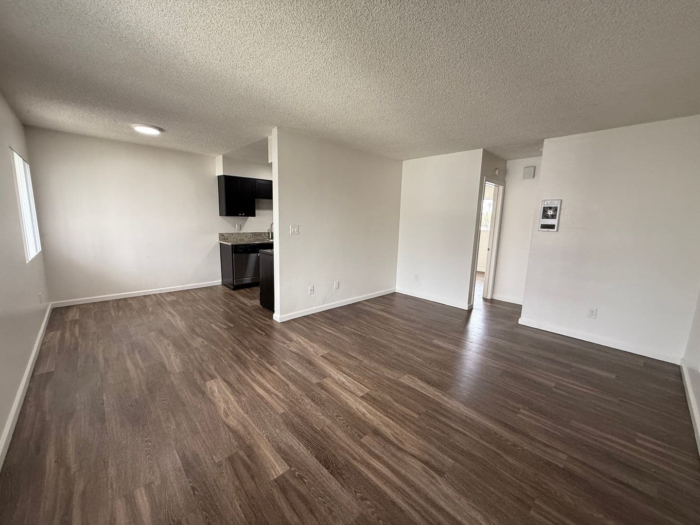 San Diego Apartment: 4878 Saratoga Ave