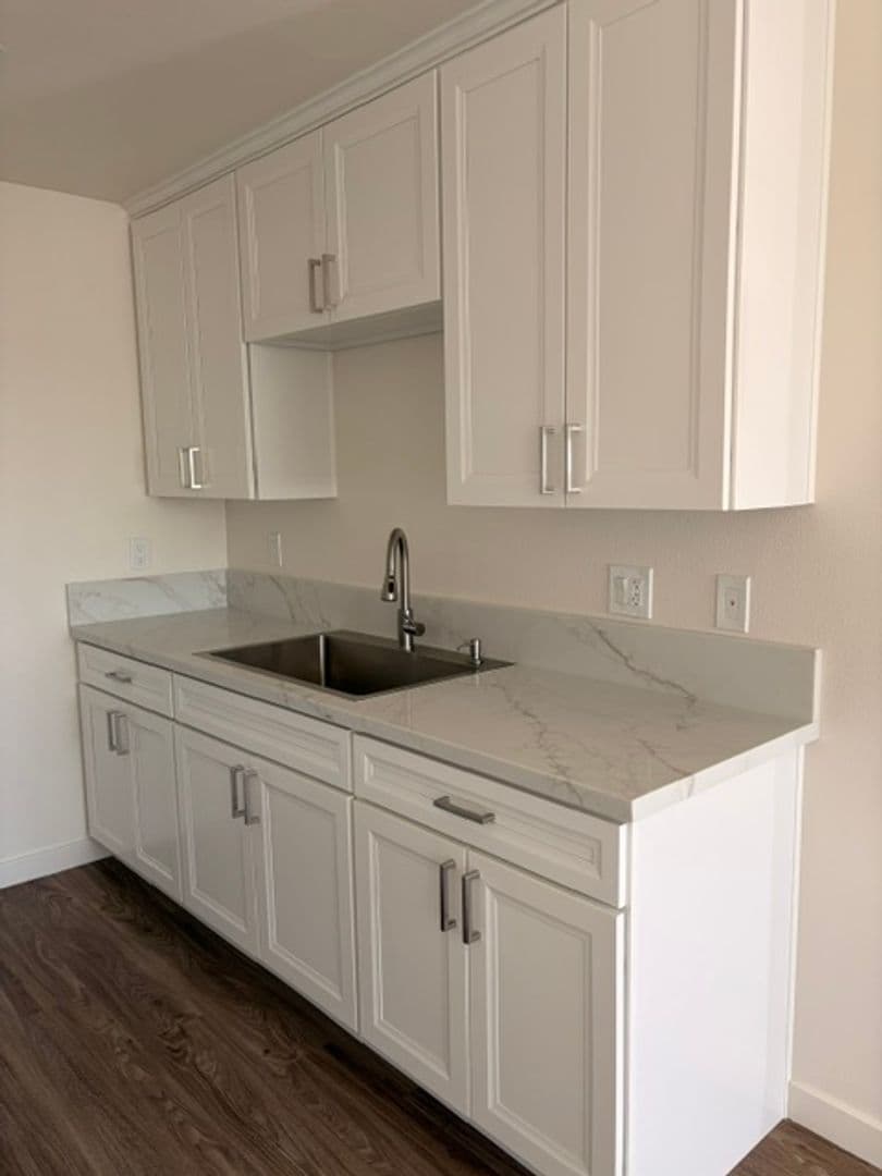 Chula Vista Apartment: 307 Orange Ave