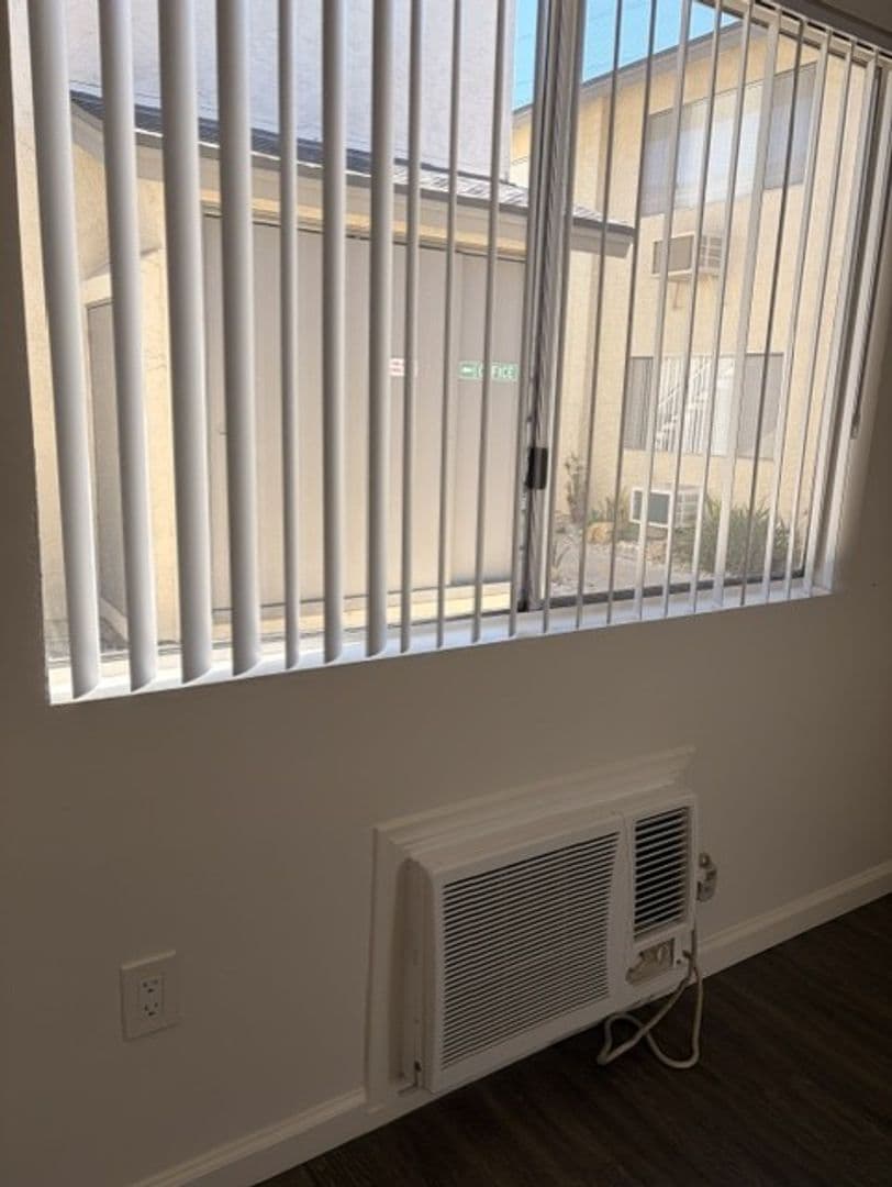 Chula Vista Apartment: 307 Orange Ave