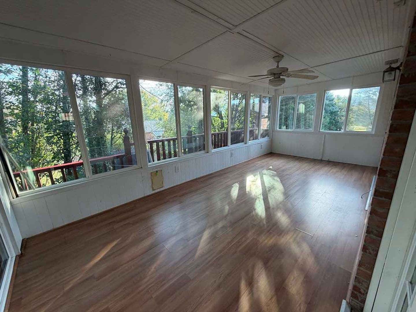 Knoxville House: 820 Sailview Road