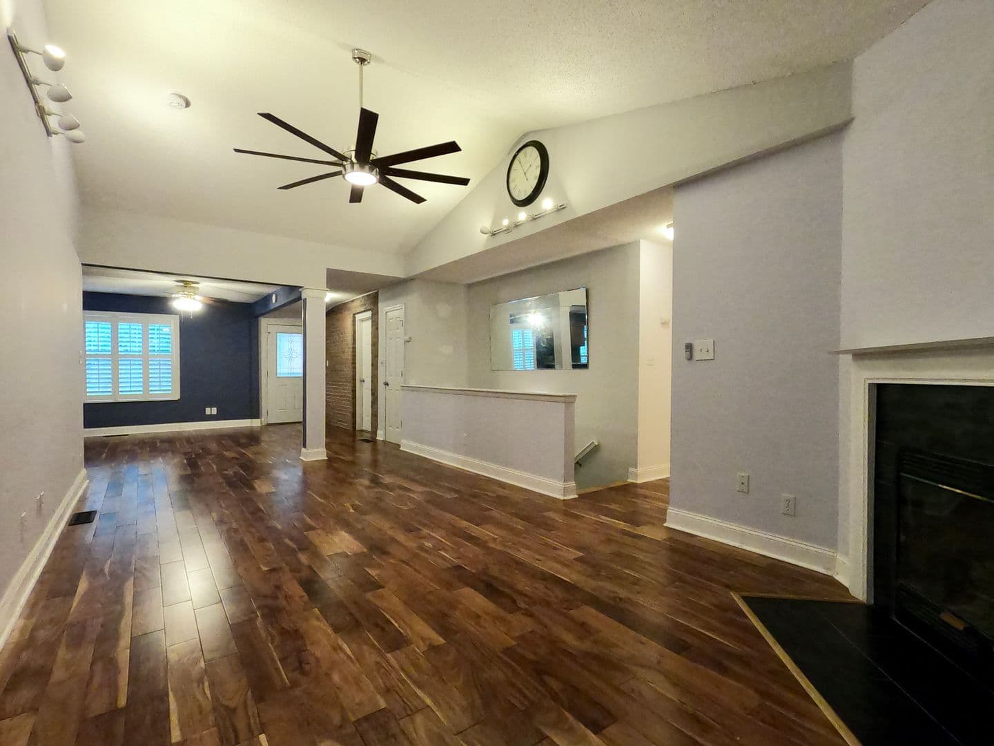 Knoxville House: 820 Sailview Road