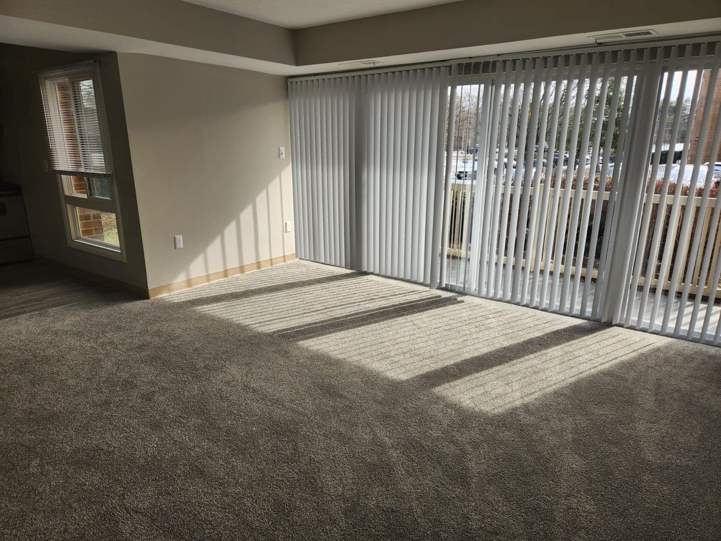 Capitol Heights Apartment: 6936 Walker Mill Rd.