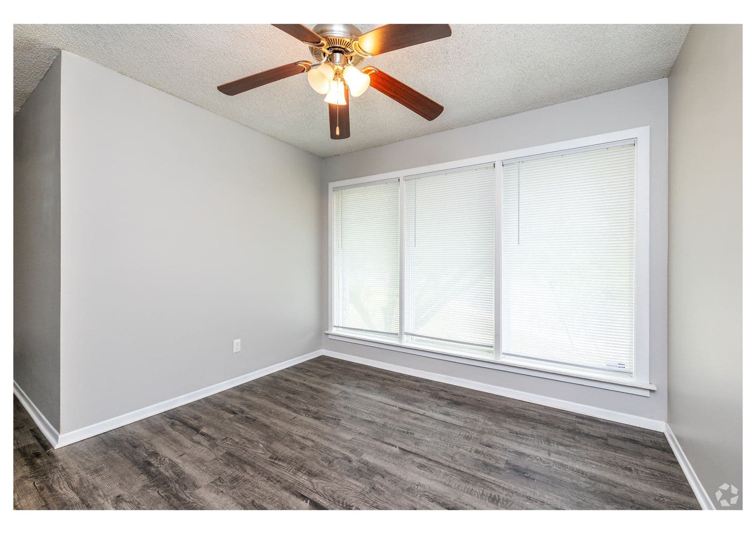 Kansas City Apartment: 7929 Sycamore Ave