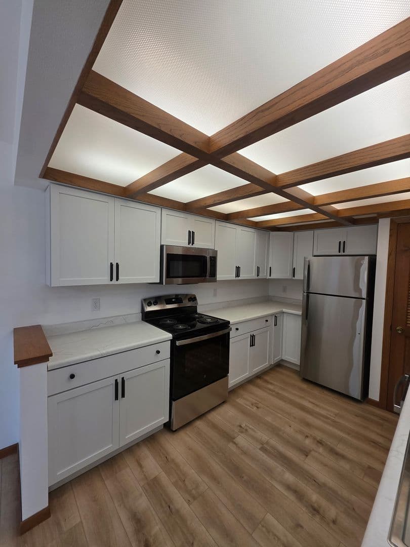 Wausau Apartment: 642-648 S 44th Avenue
