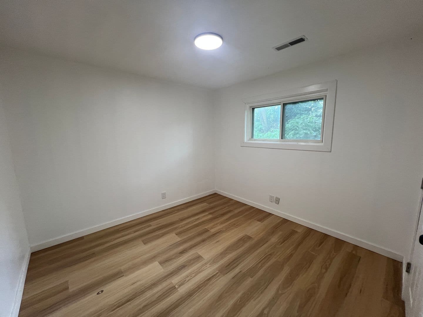 Schofield Apartment: 724-738 Ridgeland Avenue