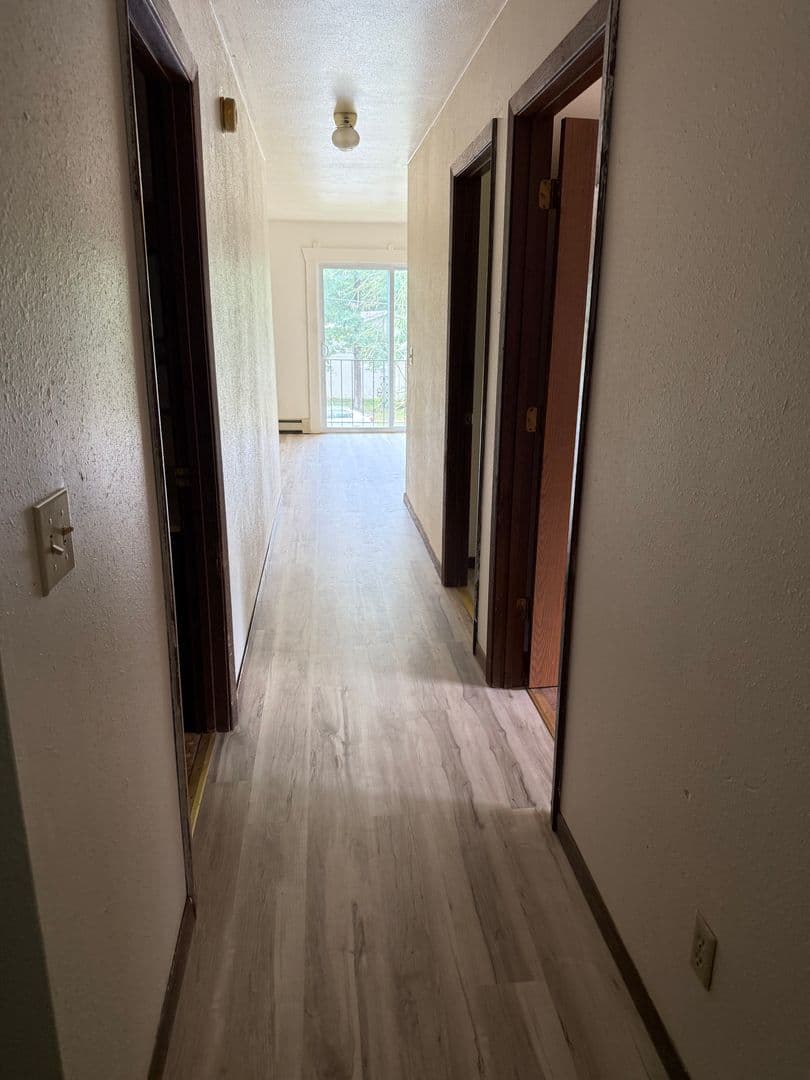 Wisconsin Rapids Apartment: 1320 23rd Ave S