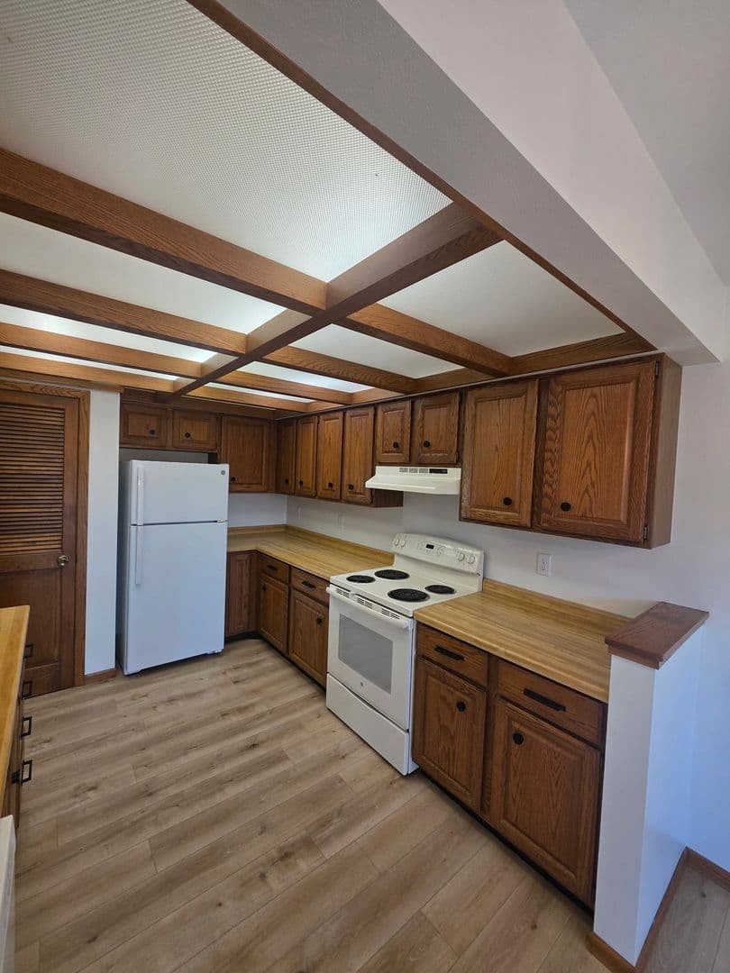 Wausau Apartment: 632-638 S 44th Avenue
